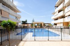 Ferienwohnung in Torre de Benagalbon - WintowinRentals Pool, Sonnenseite & Parkplatz.