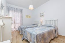 Appartement à Fuengirola - WintowinRentals très bien situé et vue sur la mer.